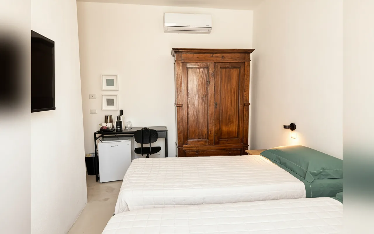 Camera con bagno privato — Green House Baunei, Baunei (Sardegna) (foto 9)